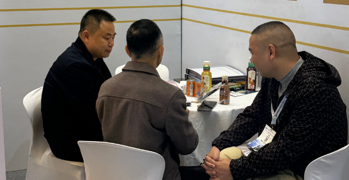 華榮華 | 慕尼黑上海電子生產設備展第二天：熱度不減，探針賦能智造深耕致遠